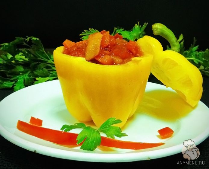 Перец фаршированный овощами