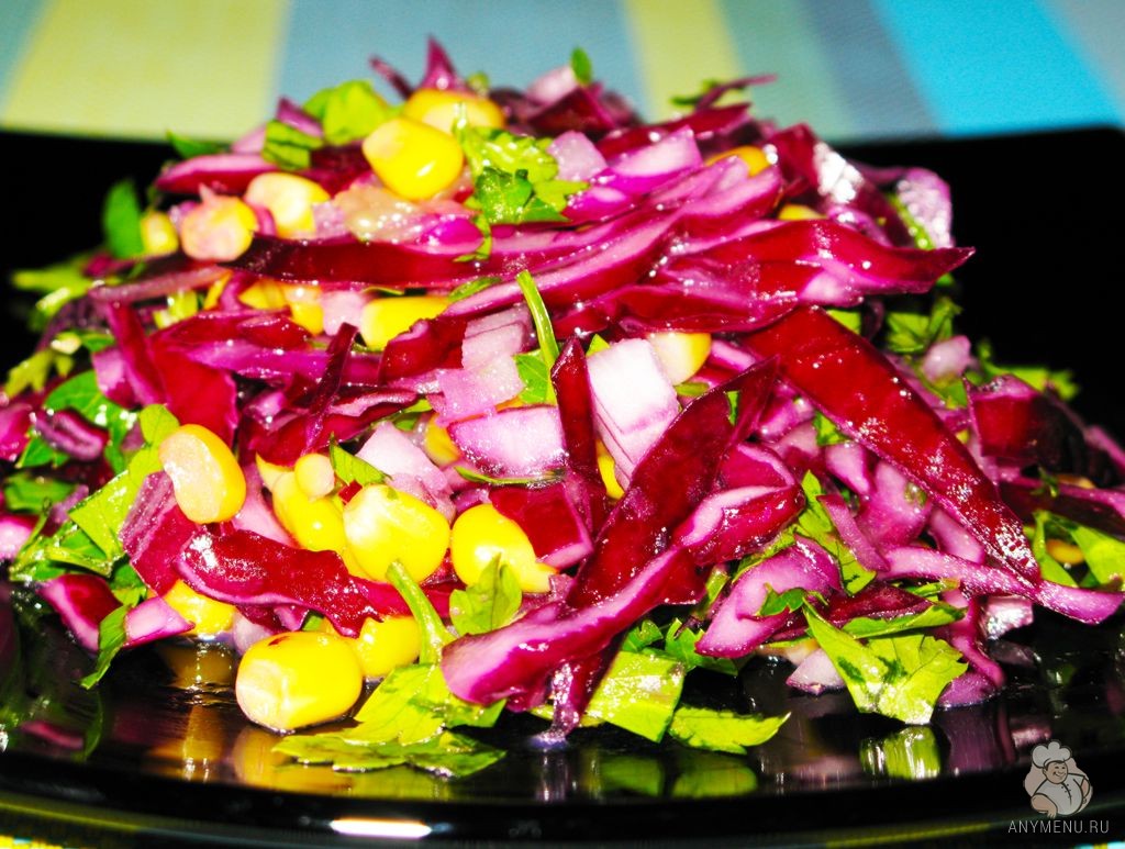 Салат из краснокочанной капусты с кукурузой (3)