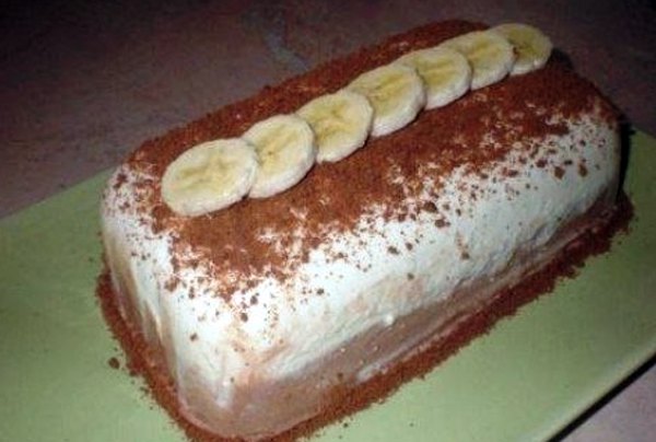Творожный десерт с бананом